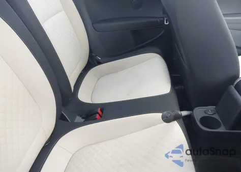 2019 Volkswagen Beetle 2.0T Final Edition Se/2.0T Final Edition Sel/2.0T S from USA, damaged, VIN 3VWFD7AT2KM701040